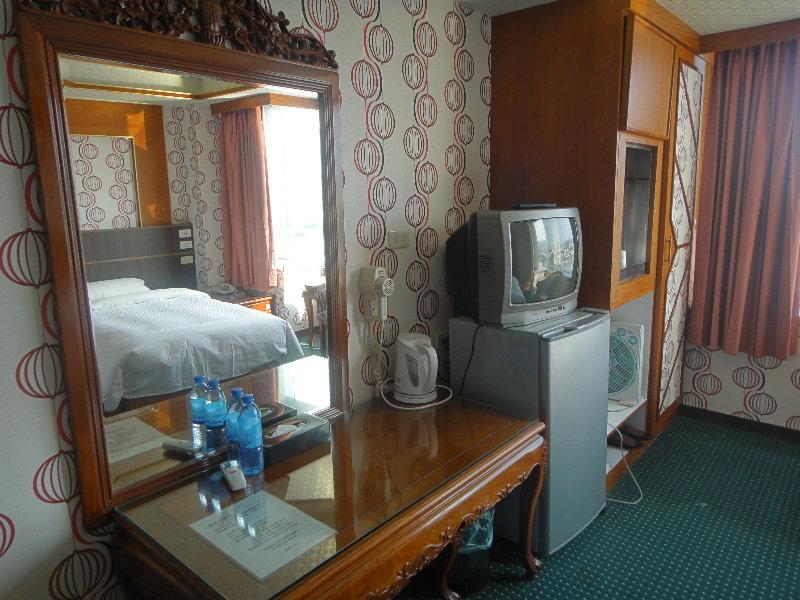 Bazhong Sentosa Hotel Kaohsziung Kültér fotó