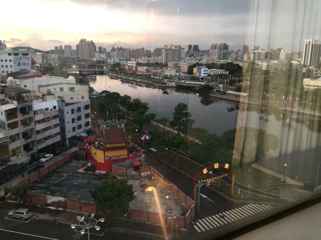 Bazhong Sentosa Hotel Kaohsziung Kültér fotó