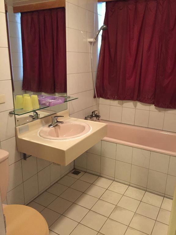 Bazhong Sentosa Hotel Kaohsziung Kültér fotó